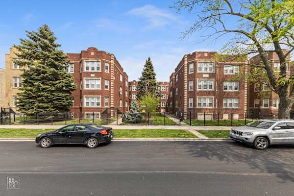 1117 N Lawler Ave property